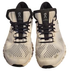 On Cloud X running shoes white and black Women's Sneakers size 7